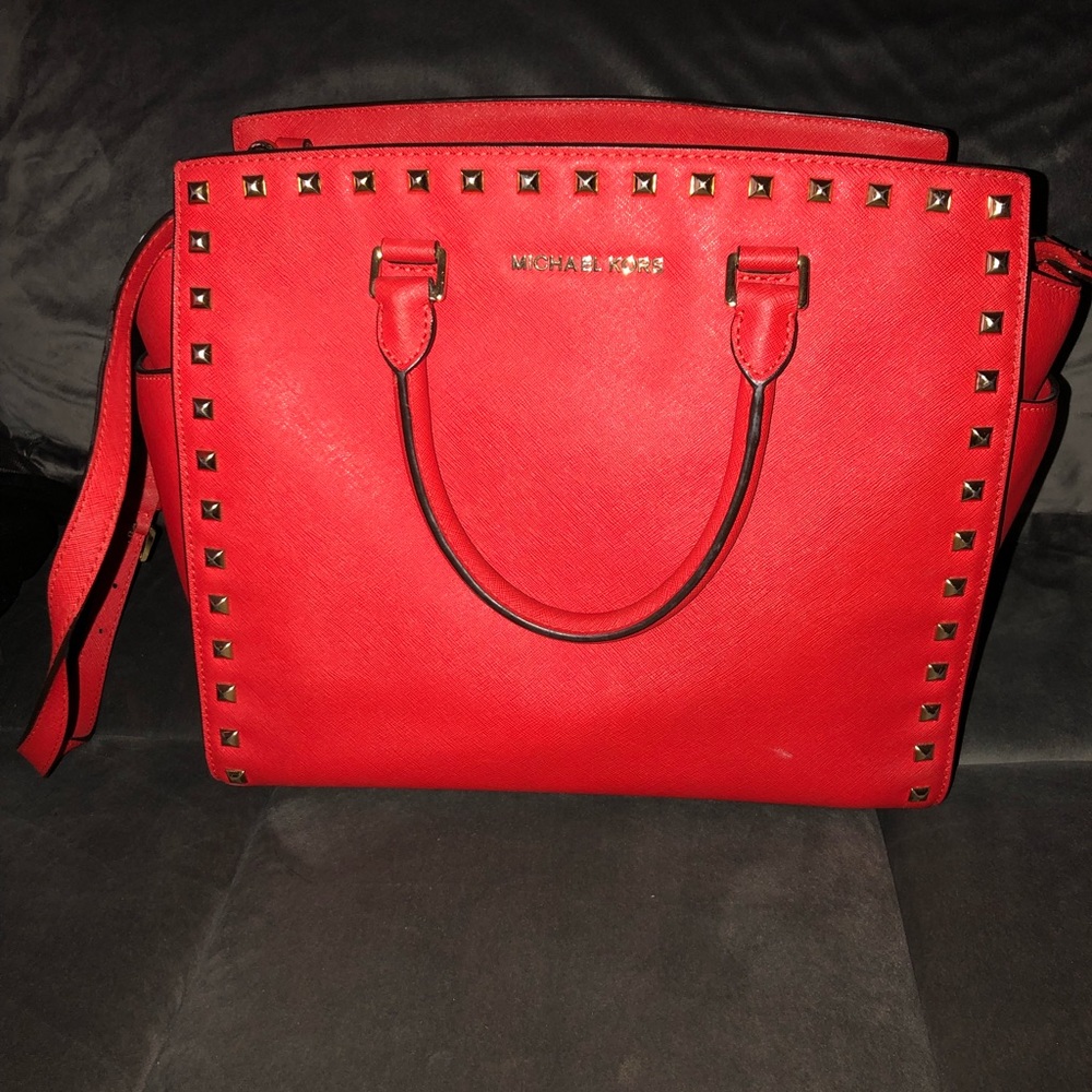 Michael kors hand bag